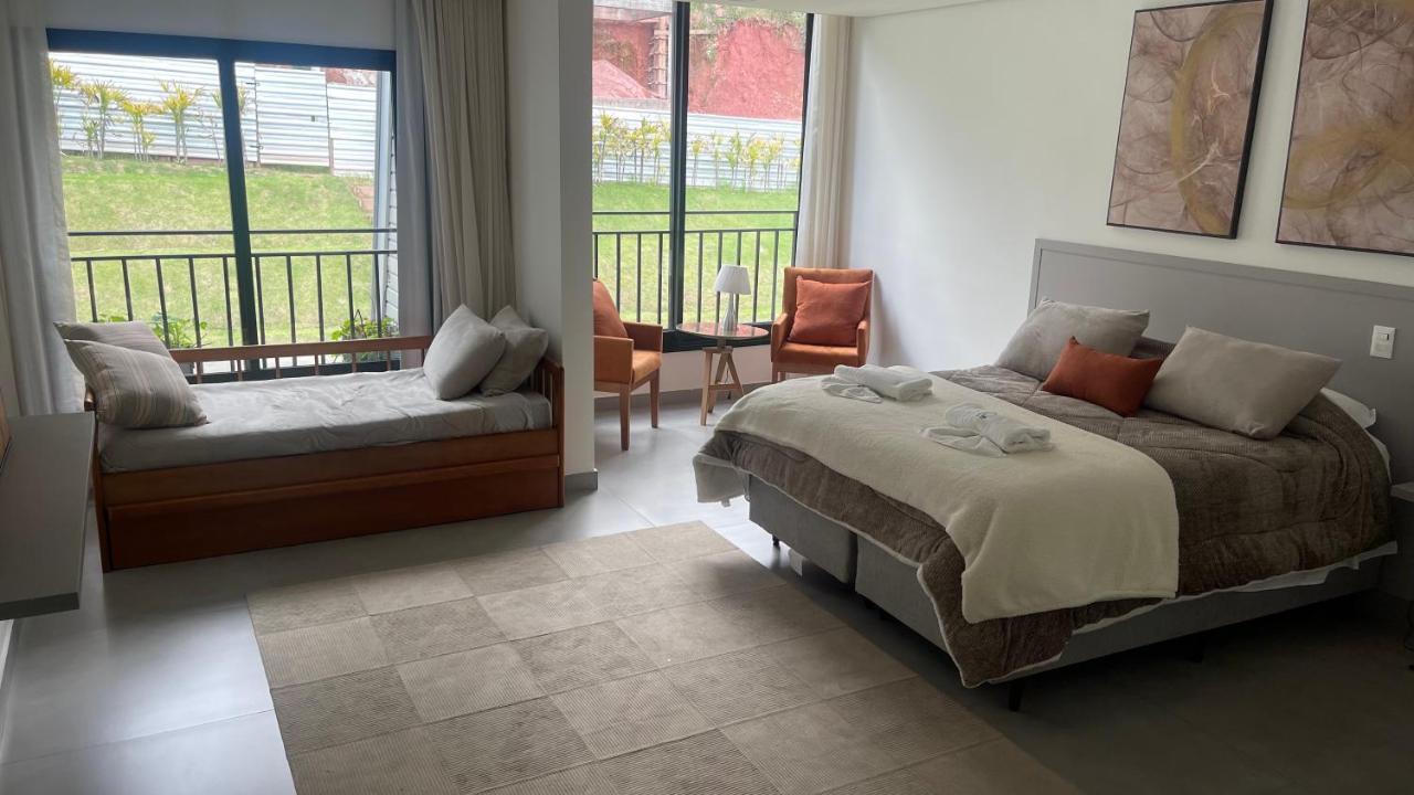Apartamento Requinte E Conforto Em Belissimo Triplex A 400m Do Capivari - By Hostyn