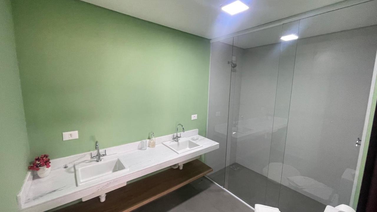 Apartamento Requinte E Conforto Em Belissimo Triplex A 400m Do Capivari - By Hostyn *