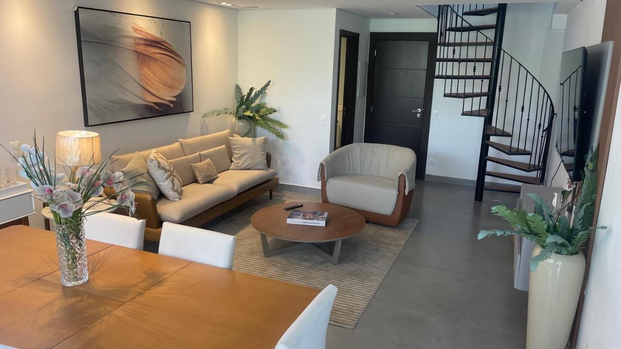 Requinte E Conforto Em Belissimo Triplex A 400m Do Capivari - By Hostyn Apartment