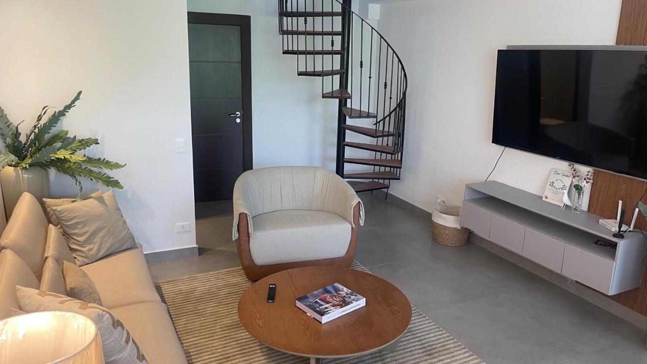Apartment Requinte E Conforto Em Belissimo Triplex A 400m Do Capivari - By Hostyn *