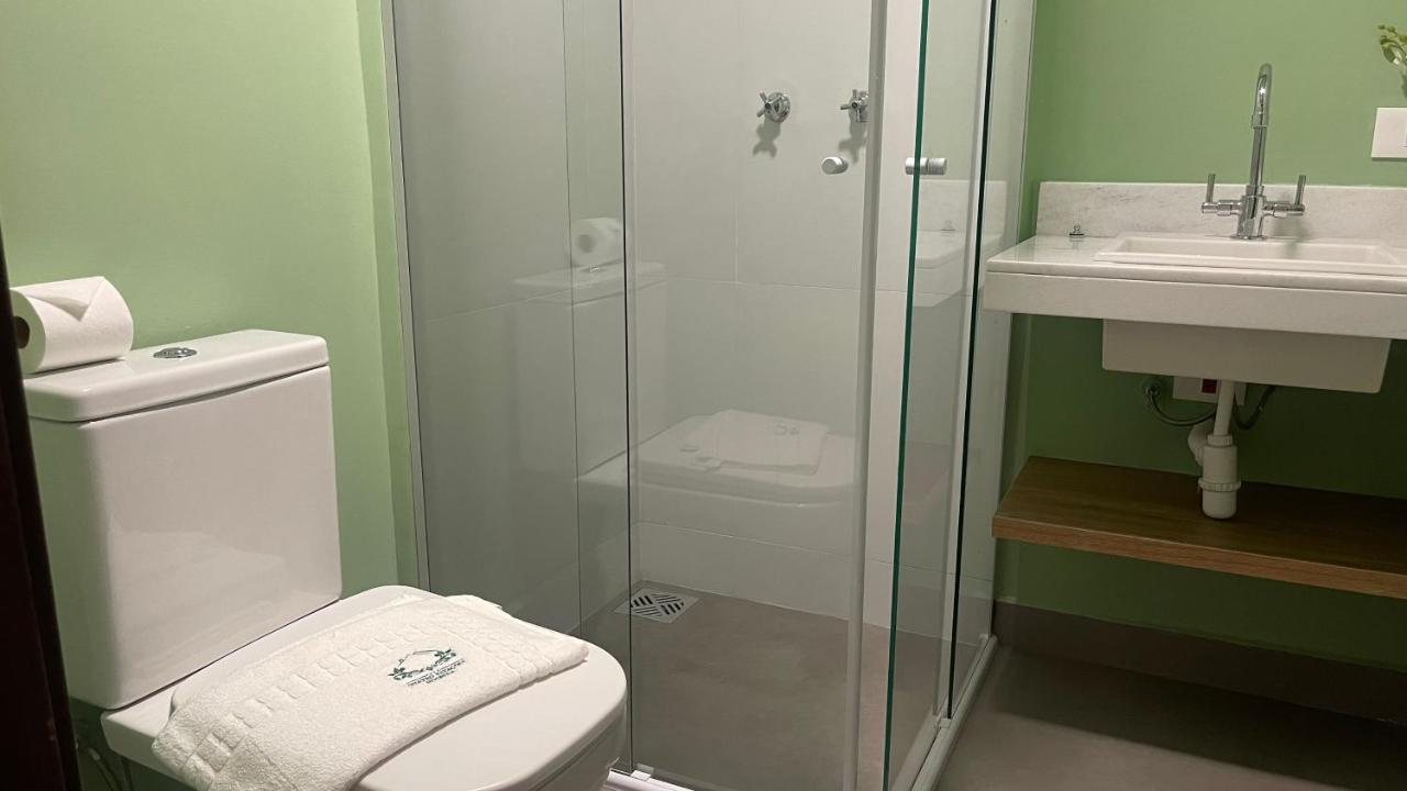 Requinte E Conforto Em Belissimo Triplex A 400m Do Capivari - By Hostyn
